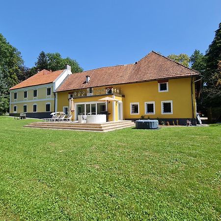 Historischer Gutshof, Bogensportzentrum Kremstal Lägenhet Nussbach Exteriör bild