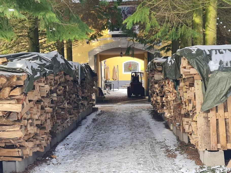 Historischer Gutshof, Bogensportzentrum Kremstal Lägenhet Nussbach Exteriör bild