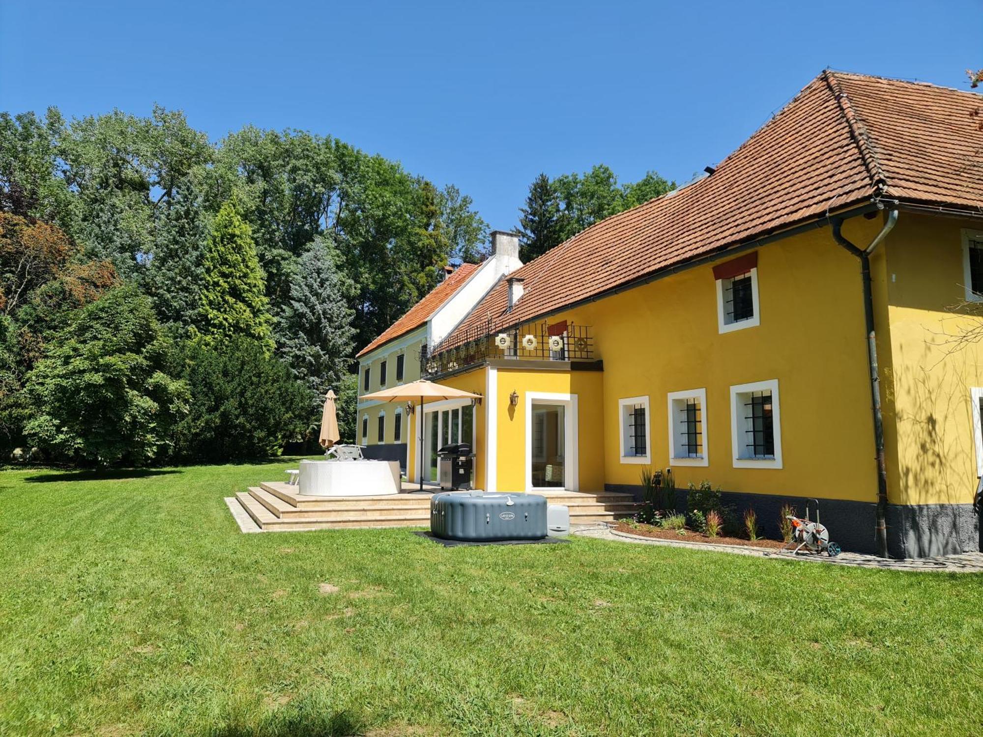 Historischer Gutshof, Bogensportzentrum Kremstal Lägenhet Nussbach Exteriör bild